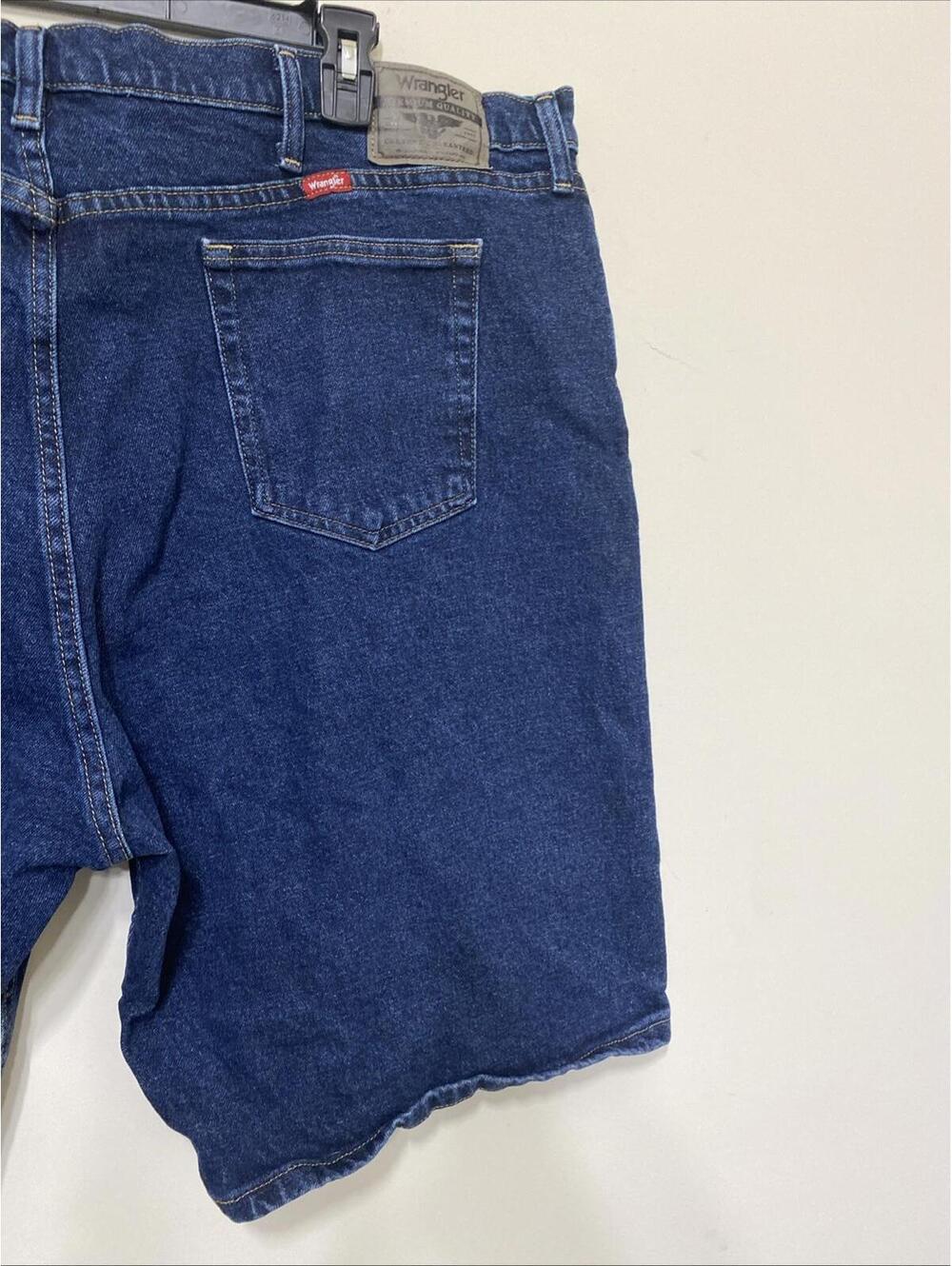 Wrangler Men's 5 Star Comfort Flex Relaxed Fit Dark Wash Jean Shorts Size 46 - Picture 8 of 12